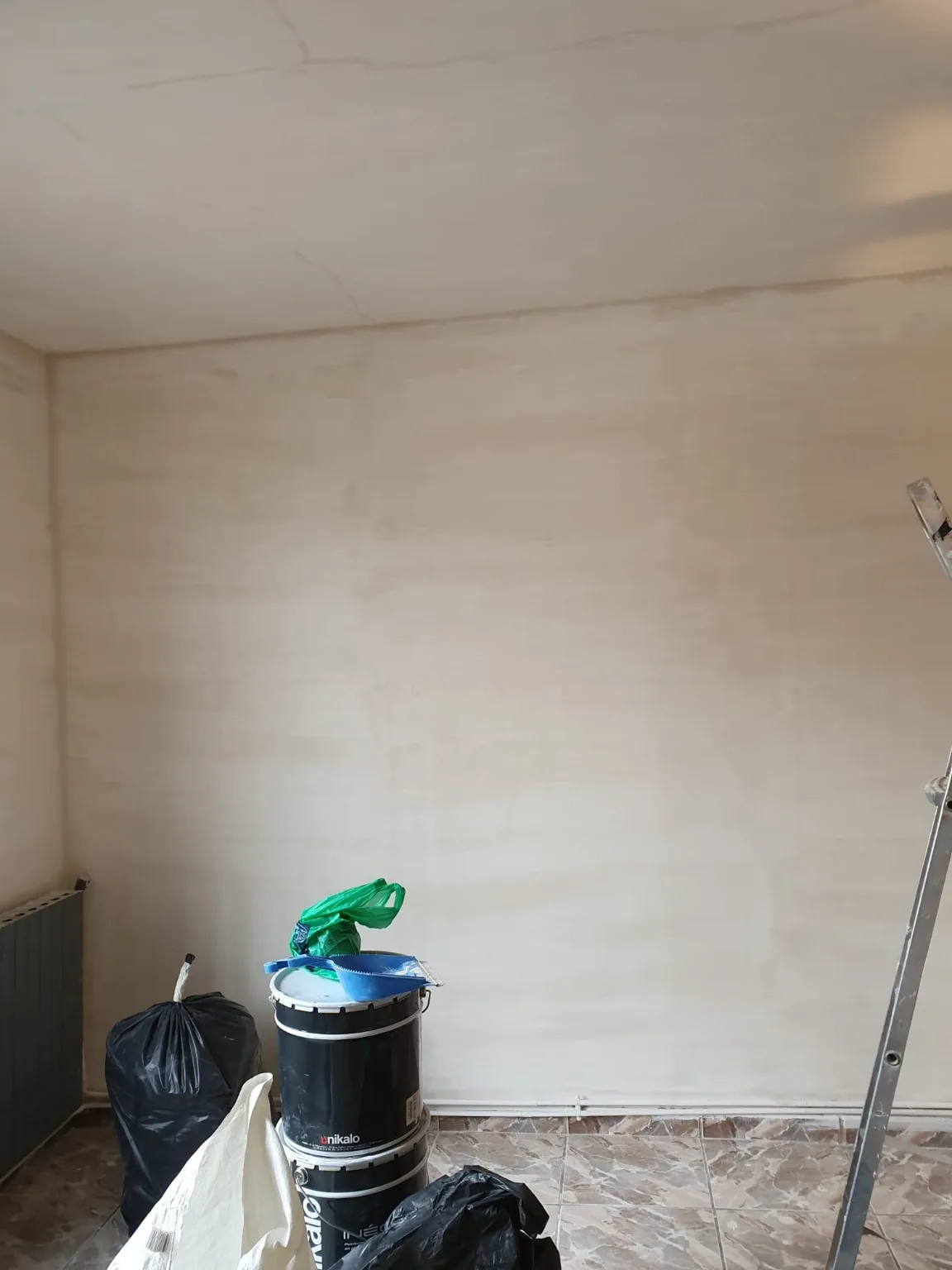 Enduits et peinture pendant travaux