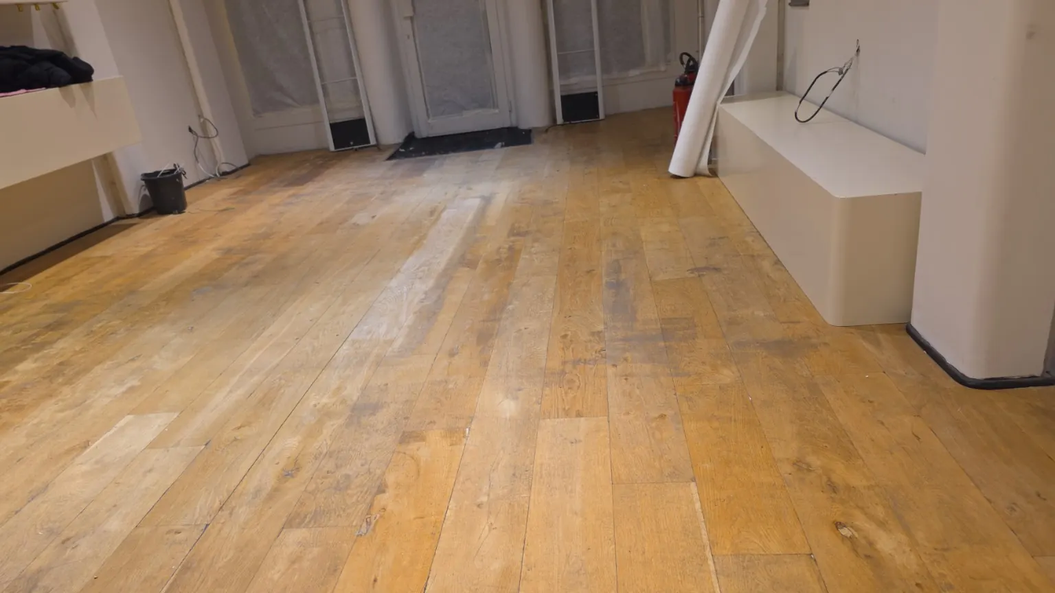 Local commercial avant rénovation Moka Nova Paris 12