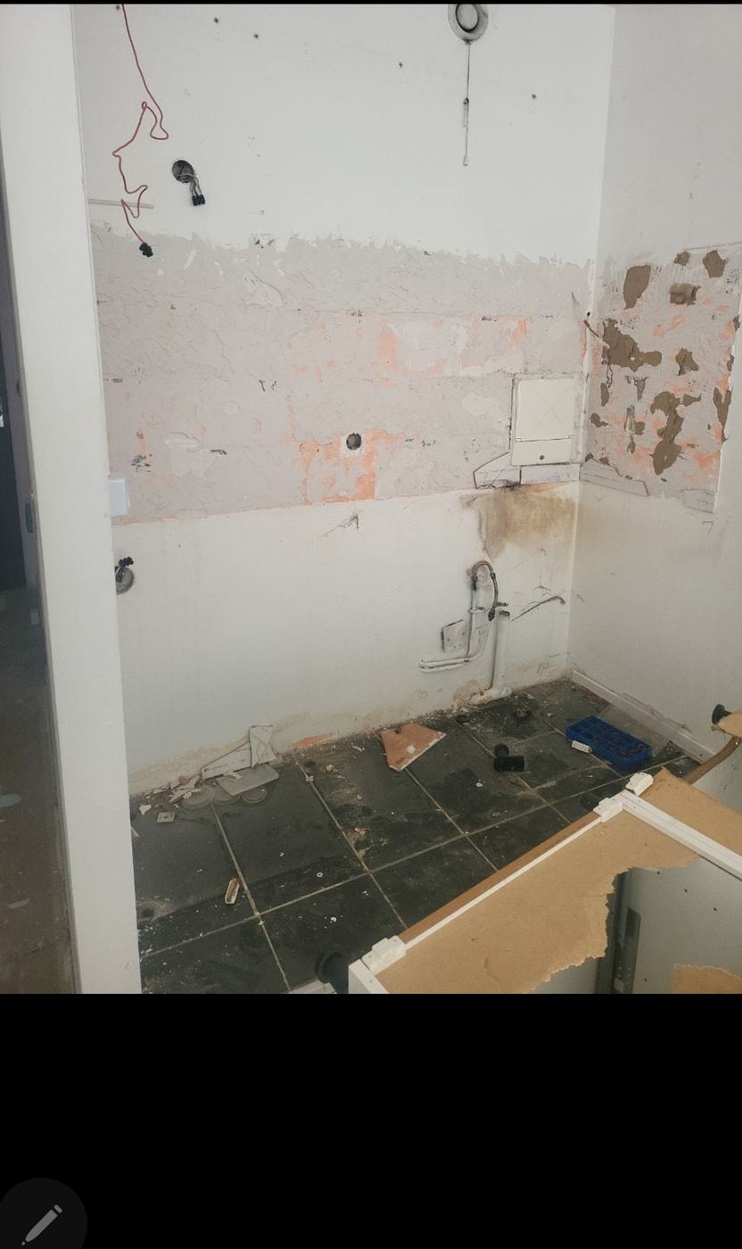 Avant remplacement douche Paris 11