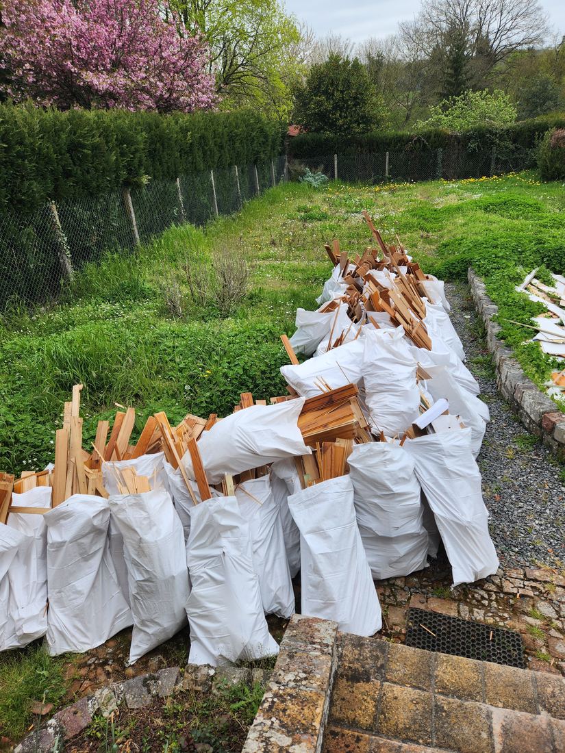 Évacuation des déchets après dépose intérieure
